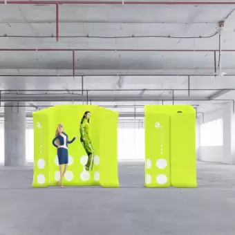 adWall Vario Changing Room