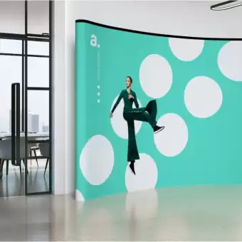 adWall Smart curved